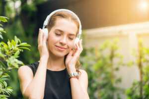 Read more about the article Как да подобрите взаимоотношенията си с аудио помощници за подсъзнателно ремоделиране